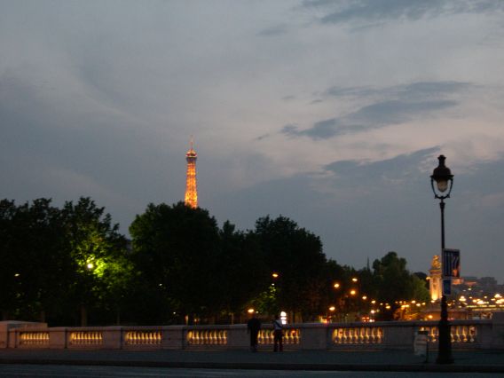  tombée de la nuit, chaude soirée d'été